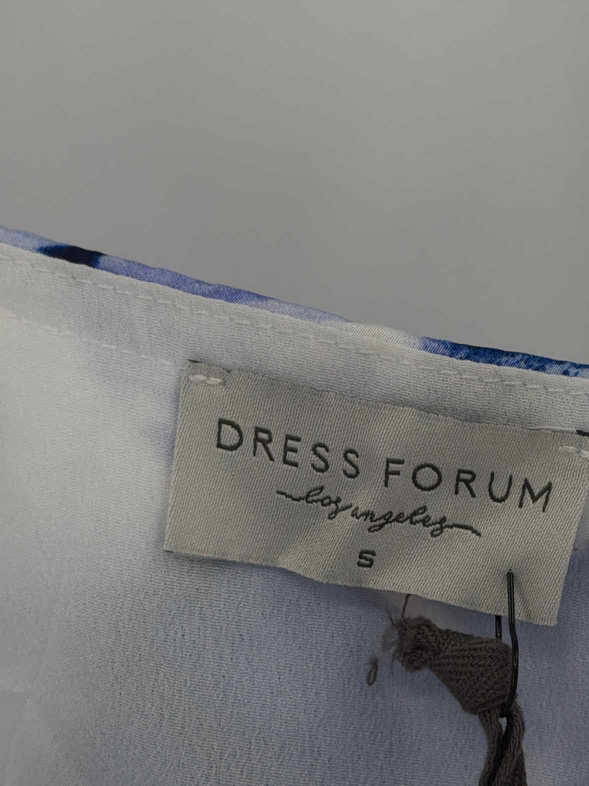 Pre-Owned Dress Forum Blue Size Small Long Sleeveless Dress | True Fashionistas.