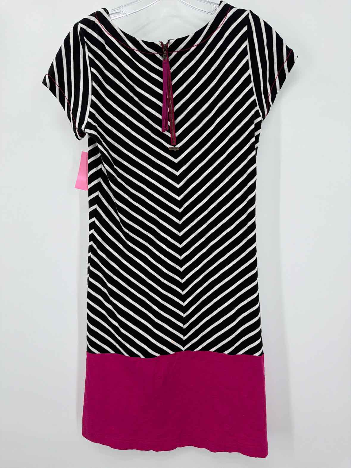Pre-Owned Hatley Black Size Small Stripe Short Short Sleeve Dress | True Fashionistas.