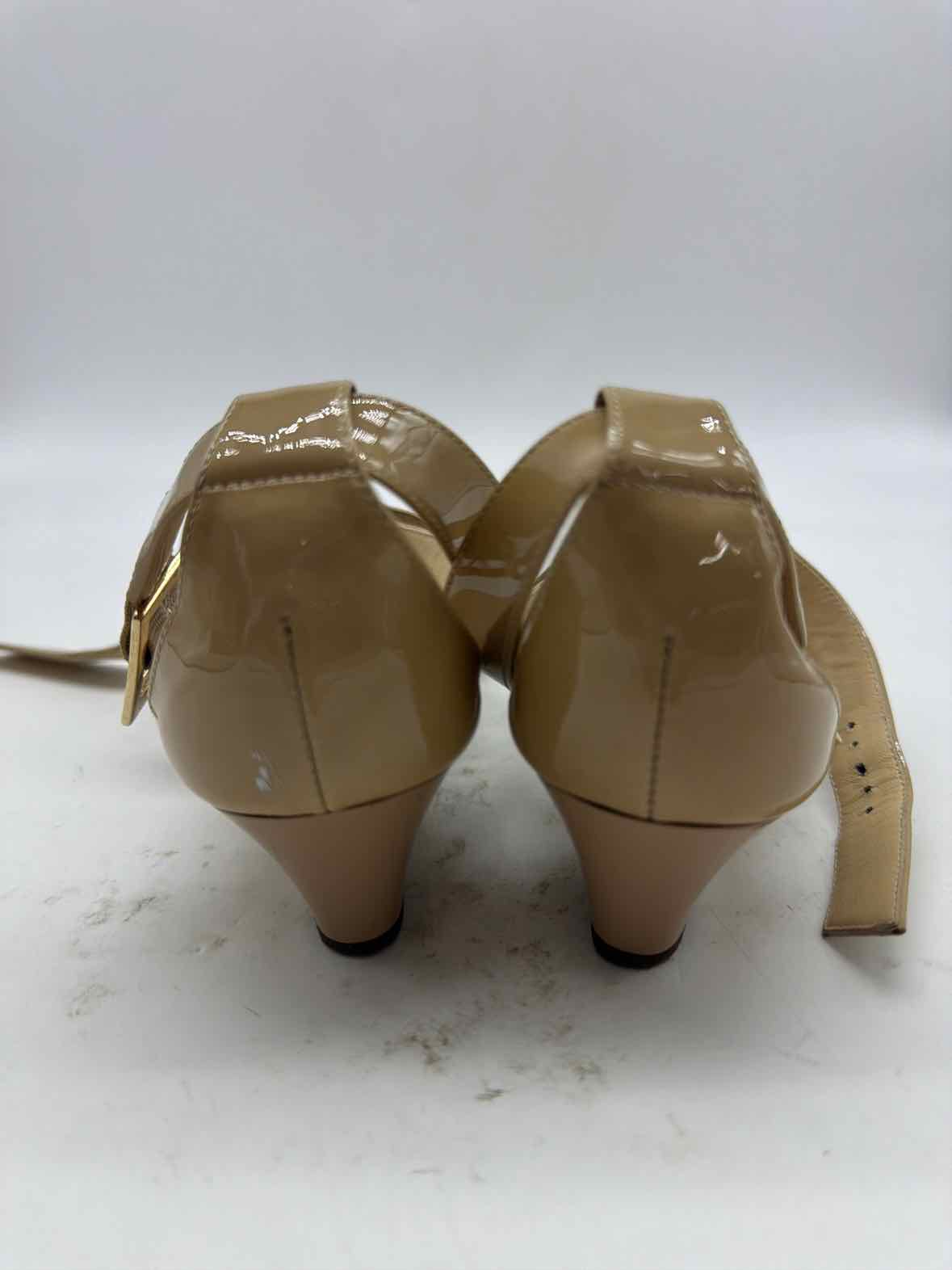 Pre-Owned Jimmy Choo Tan Size 6 Patent Leather Strappy Heels | True Fashionistas.