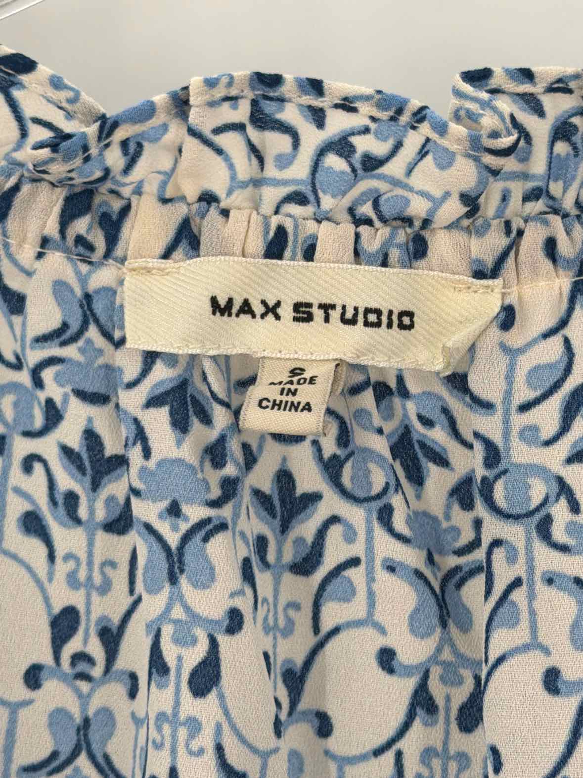 Pre-Owned Max Studio Blue Size Small Blouse | True Fashionistas.