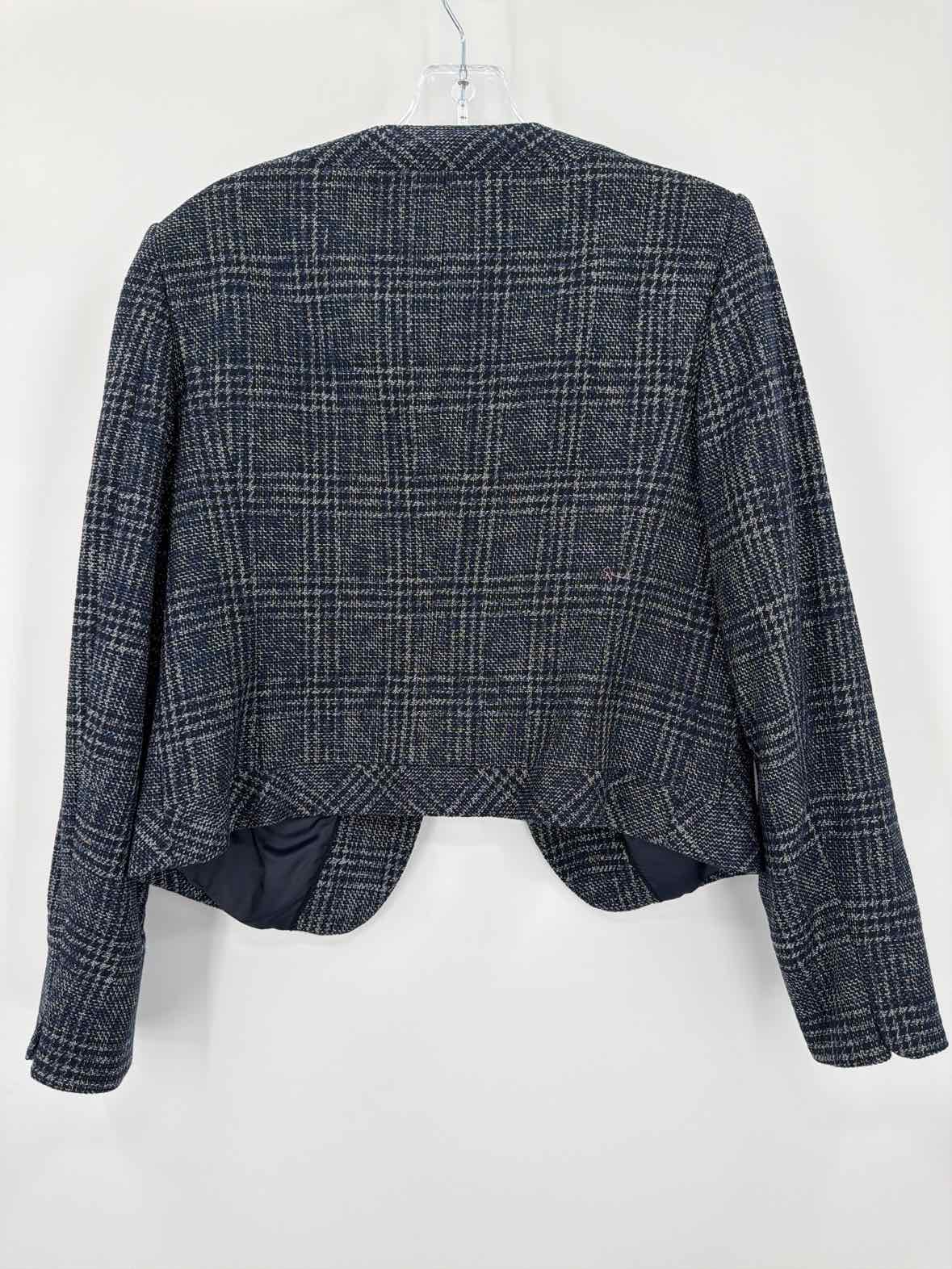 Pre-Owned Brooks Brothers Navy Size 10 Boucle Blazer | True Fashionistas.