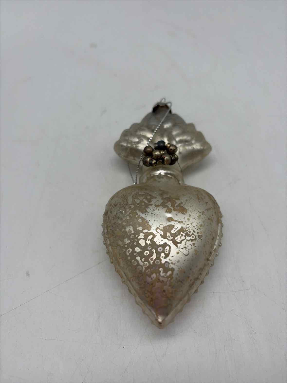 Christmas Mercury Glass Heart Ornament | True Fashionistas.