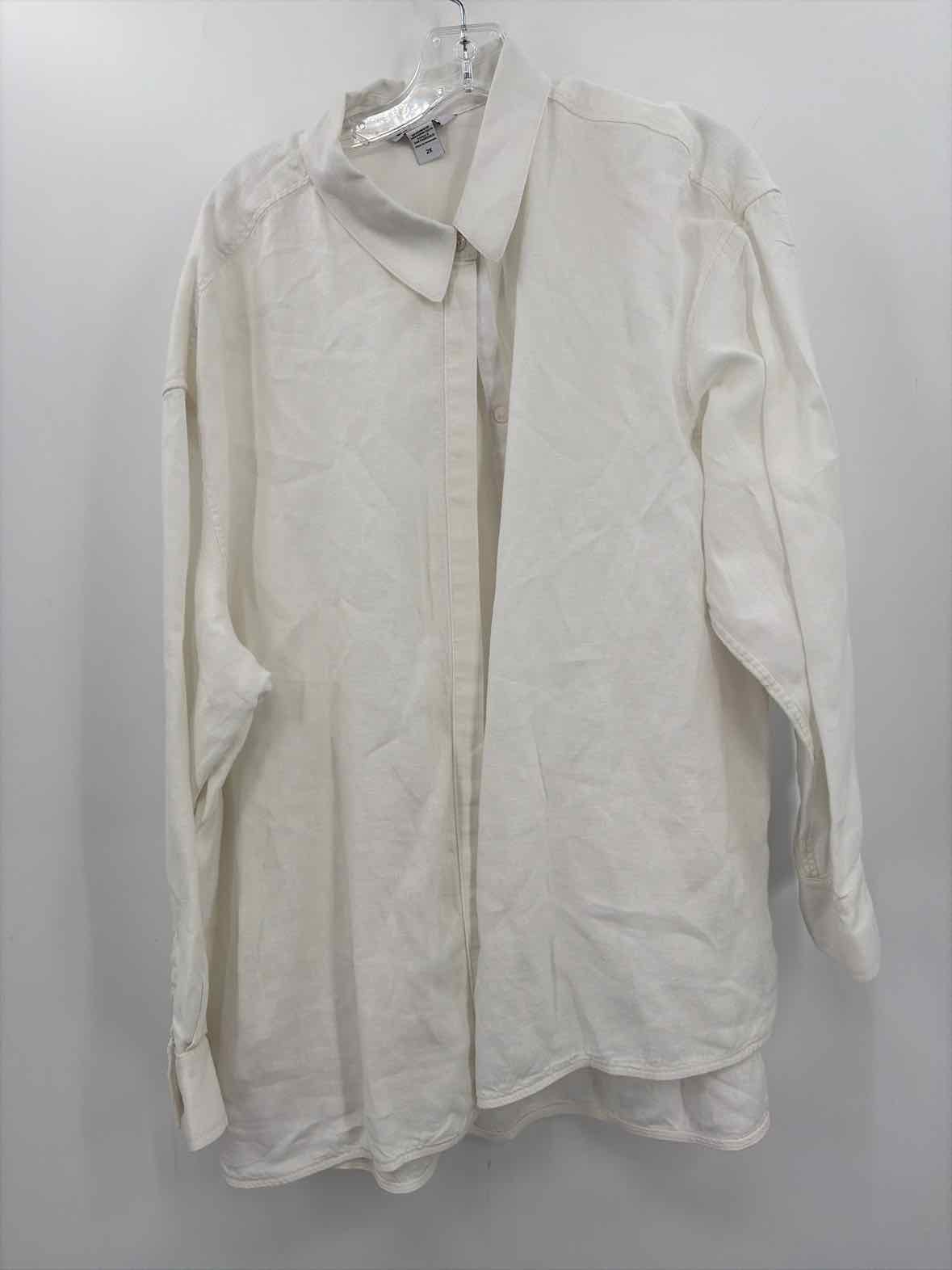 Athleta White Size 2X Button Down | True Fashionistas.