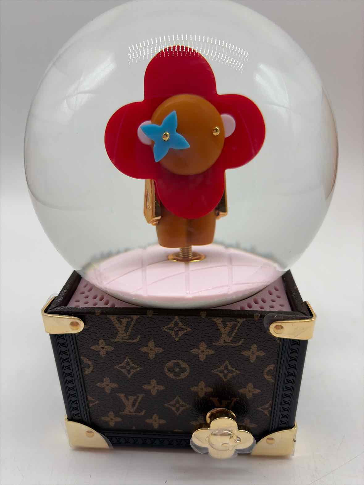 Louis Vuitton Glass Decorative Accessory | True Fashionistas.