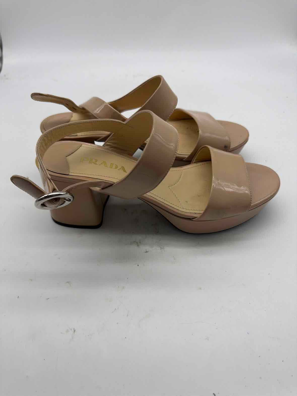 Pre-Owned Prada Tan Size 7 Patent Leather Block Heel Heels | True Fashionistas.