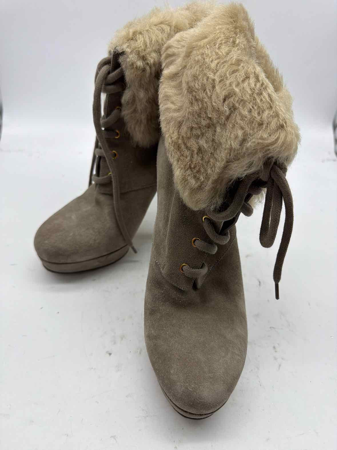 Pre-Owned Gucci Tan Size 10.5 Ankle Boot Boots | True Fashionistas.