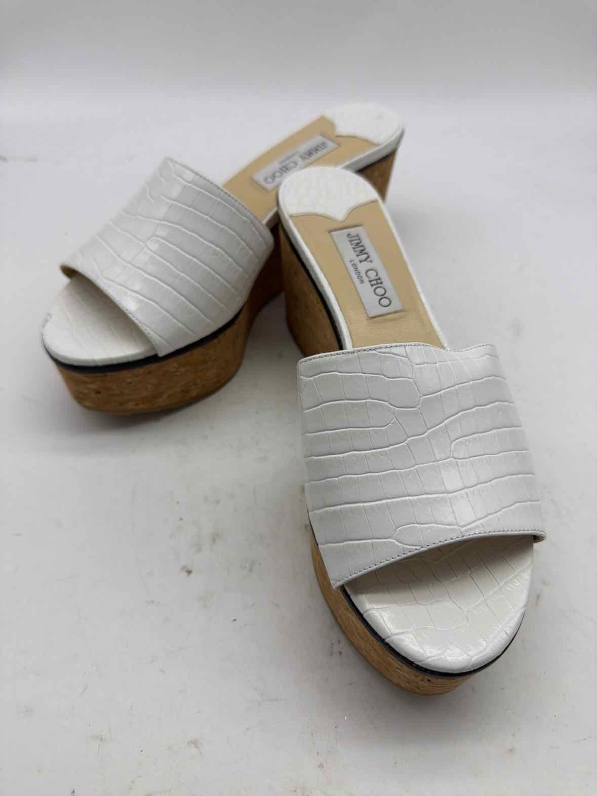 Pre-Owned Jimmy Choo White Size 9.5 Wedge Heels | True Fashionistas.