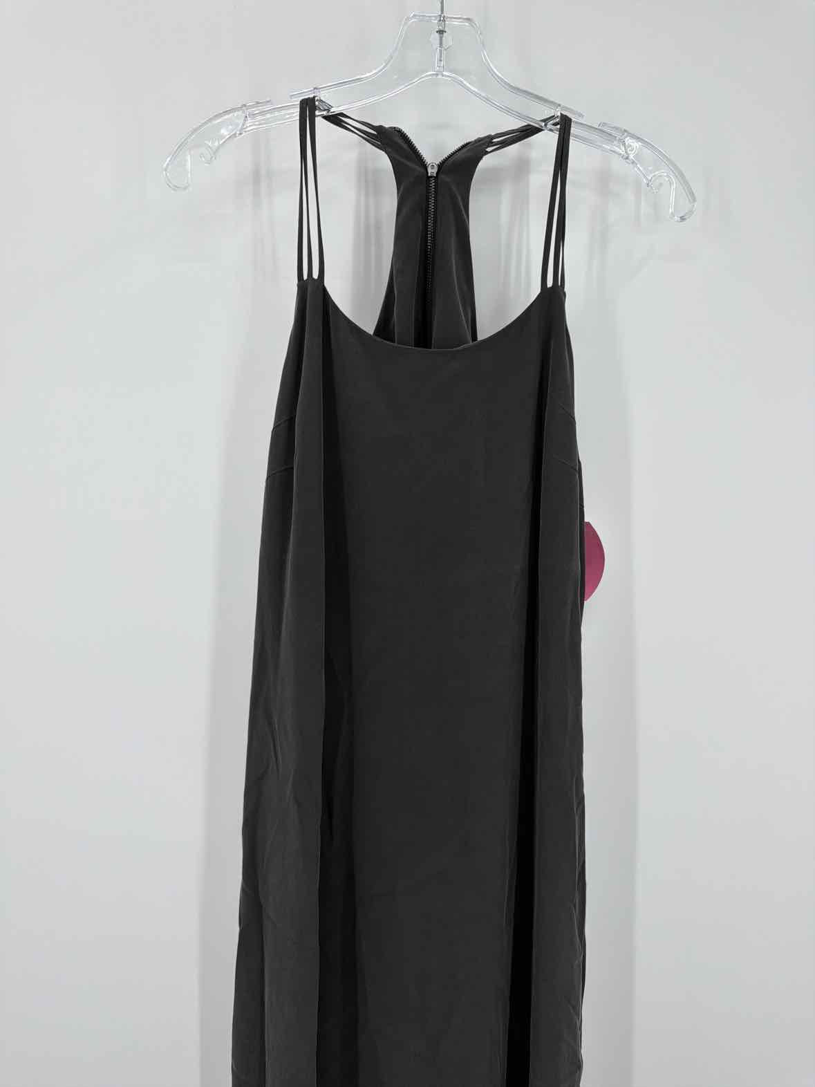 Pre-Owned The Eight Senses Grey Size Medium Long Sleeveless Dress | True Fashionistas.