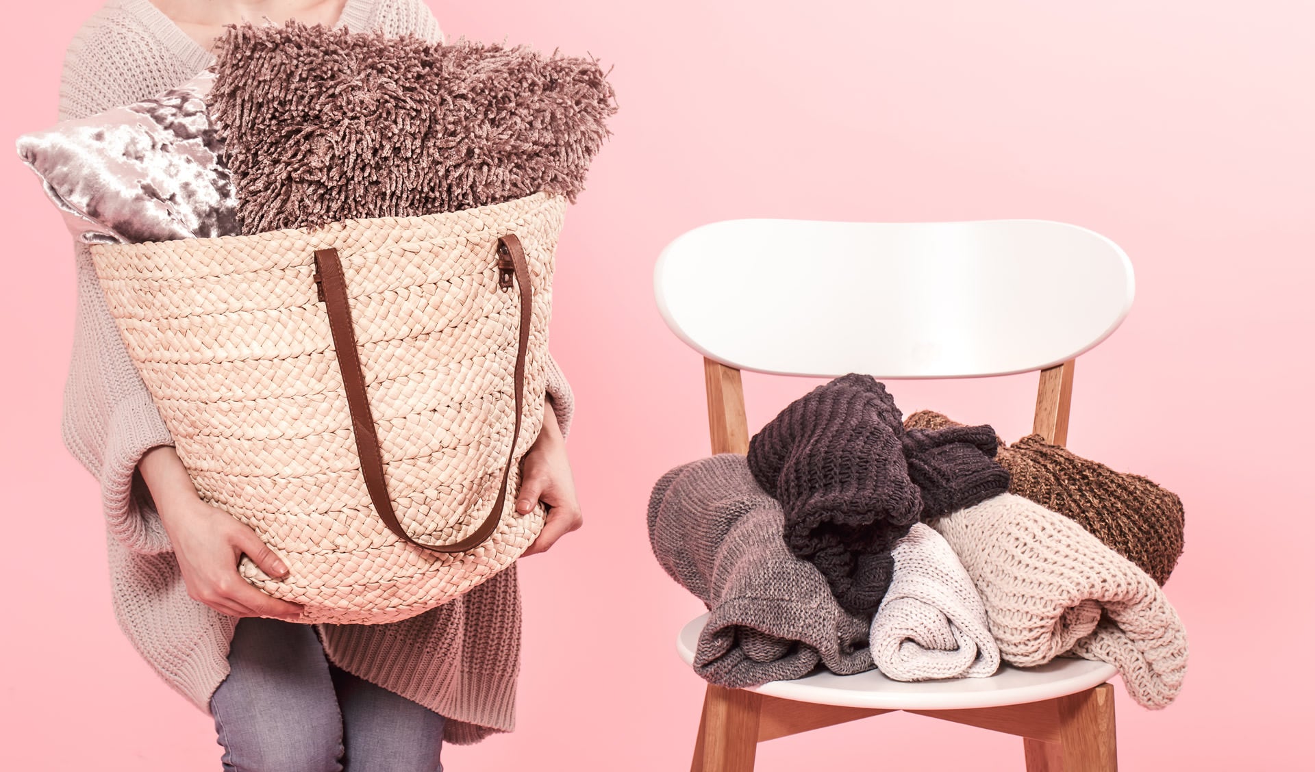 HOW TO PROPERLY STORE SWEATERS