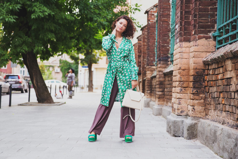 FALL COLORS THAT AREN’T PUMPKIN SPICE LATTE