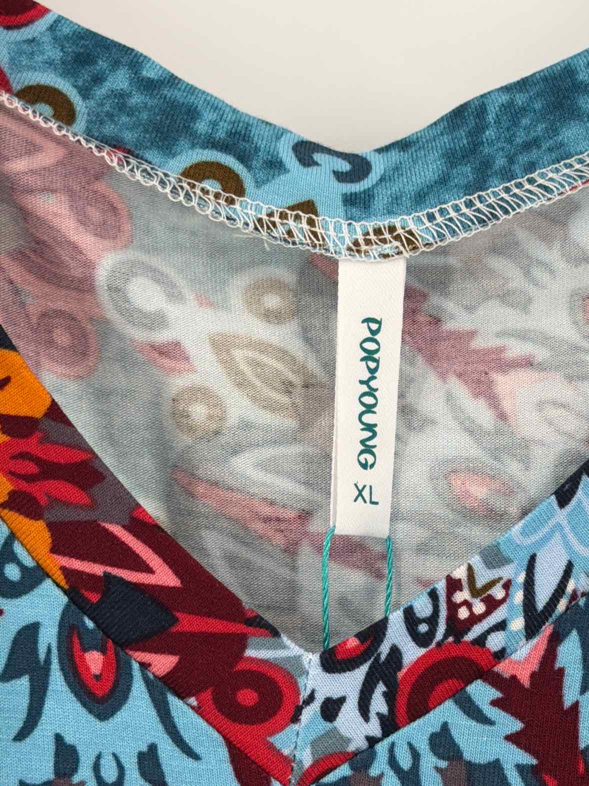 Pre-Owned Popyoung Blue Size XL Tank Top | True Fashionistas.