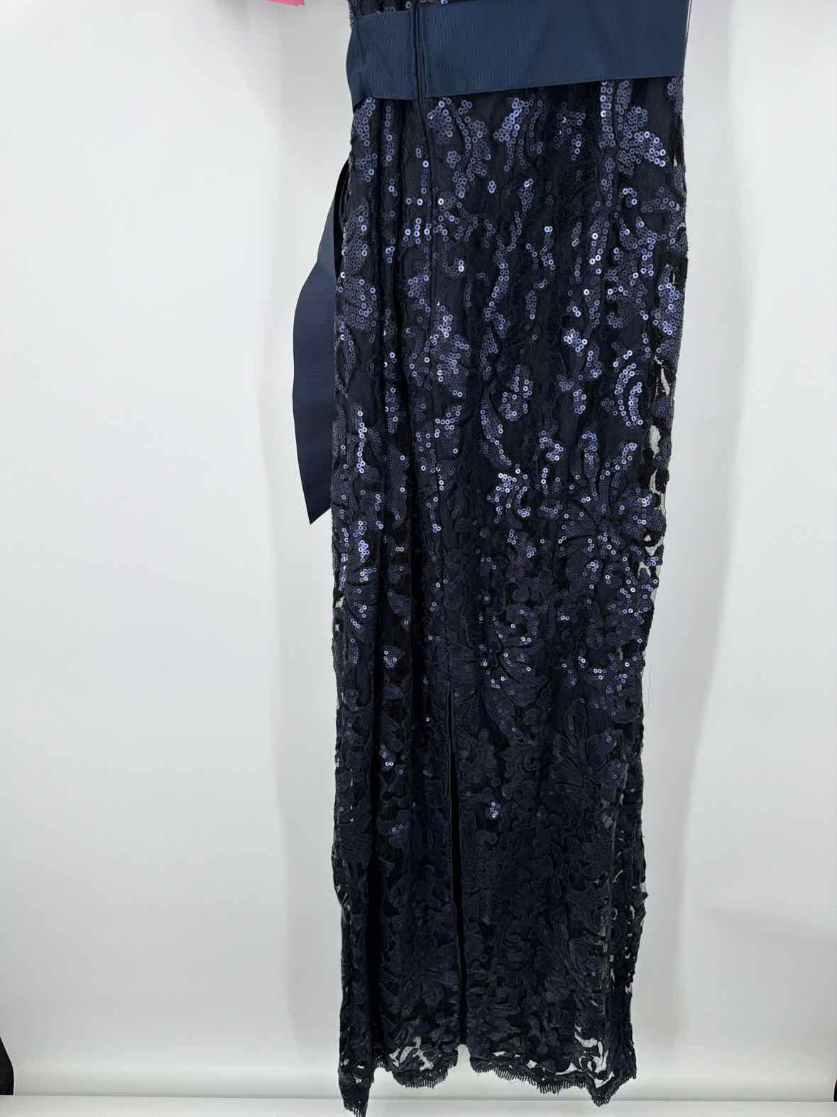 Pre-Owned Tadashi Shoji Navy Size 16 Sequin Evening Long Evening Gown | True Fashionistas.
