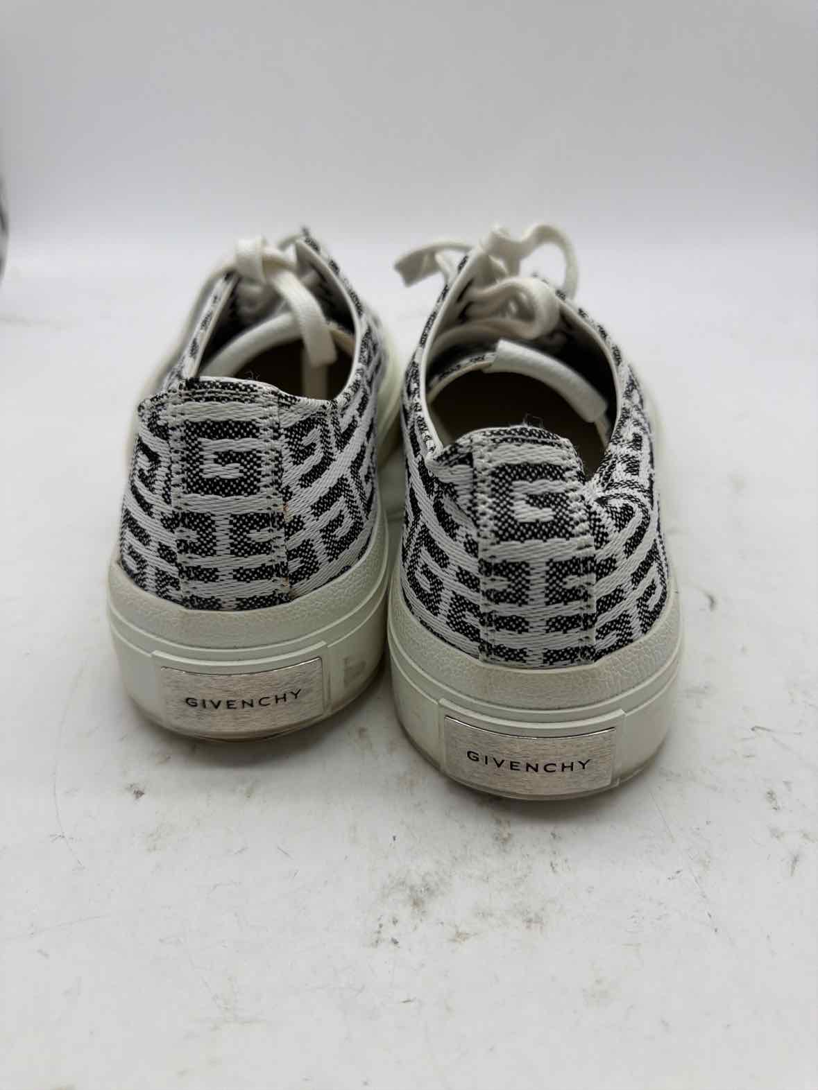 Pre-Owned Givenchy White Size 9.5 Fashion Sneaker Athletic Shoes | True Fashionistas.