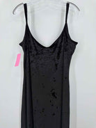 Pre-Owned SukiSo Black Size 1X Velvet Long Sleeveless Dress | True Fashionistas.