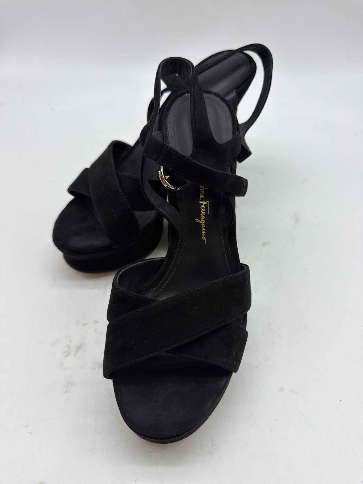 Pre-Owned Salvatore Ferragamo Black Size 6 Platform Heels | True Fashionistas.