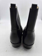 Pre-Owned Chanel Black Size 9 Leather Ankle Boots | True Fashionistas.