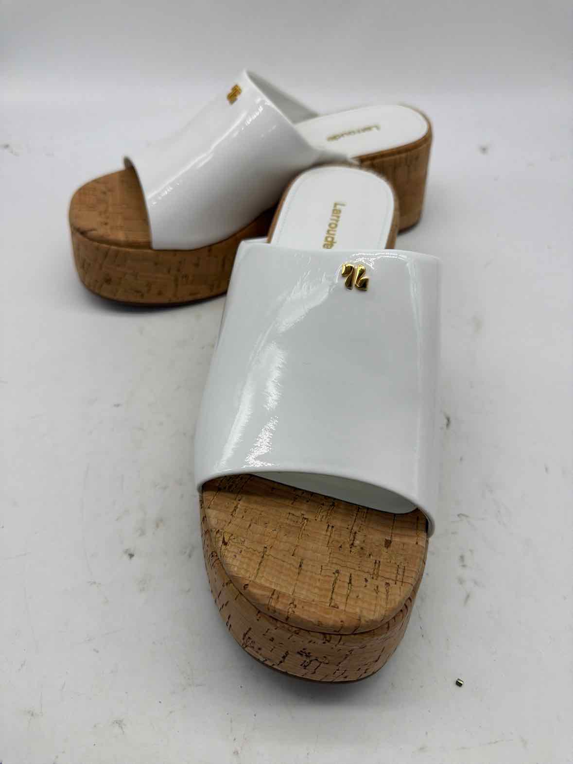 Pre-Owned Larroude White Size 9 Mule Heels | True Fashionistas.