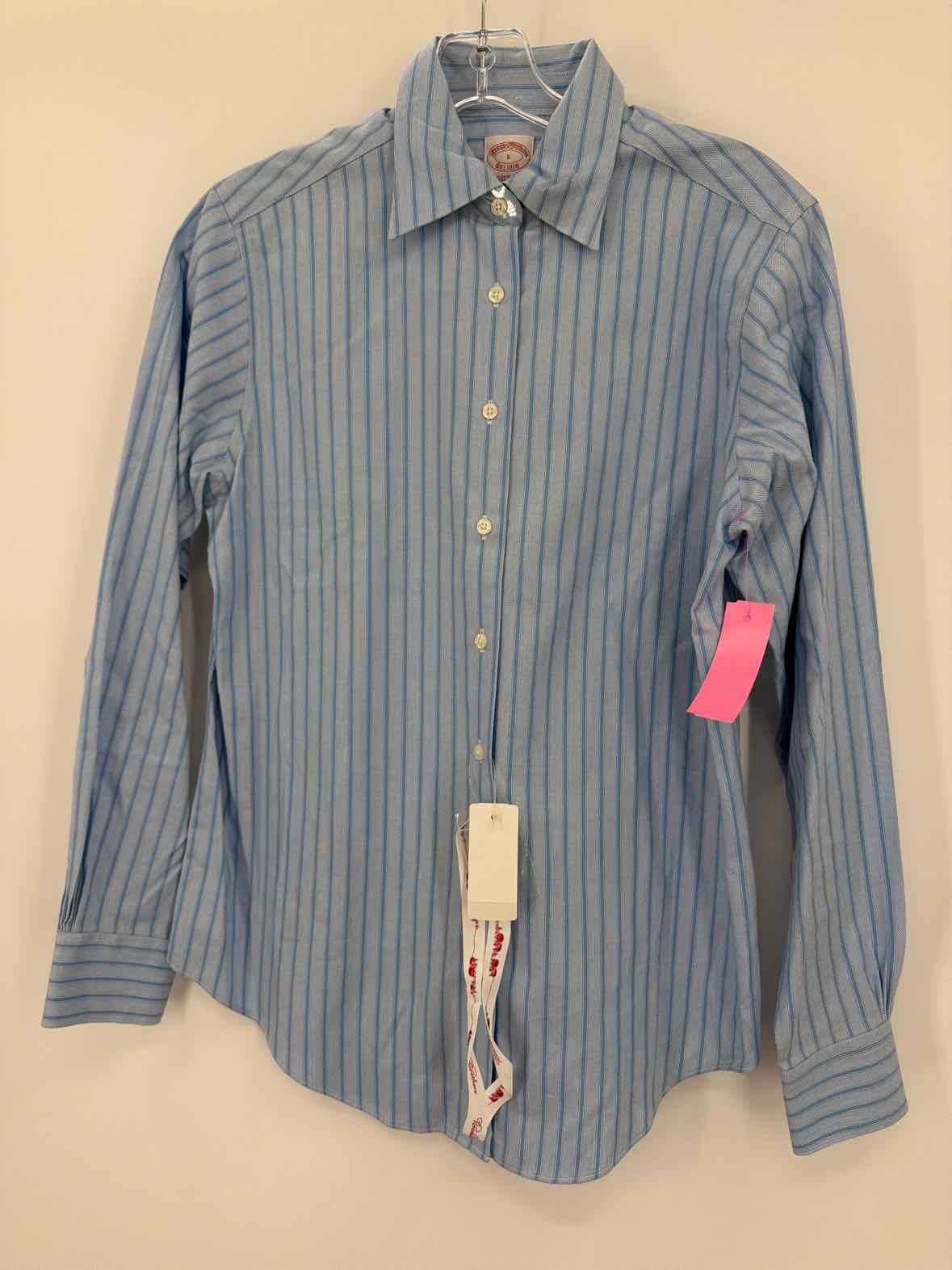 Pre-Owned Brooks Brothers Blue Size 6 Stripe Button Down | True Fashionistas.