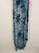 Pre-Owned Lace Blue Size Medium Long Sleeveless Dress | True Fashionistas.