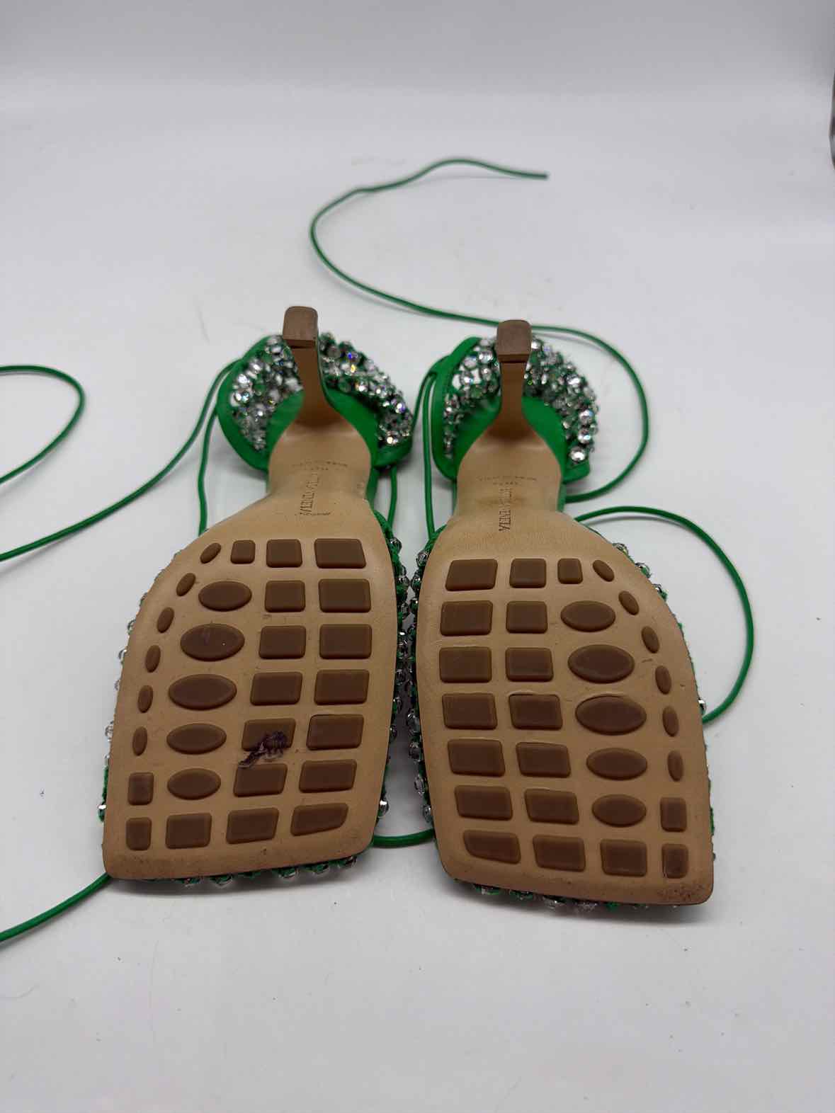 Pre-Owned Bottega Veneta Green Size 36.5 Strappy Heels | True Fashionistas.