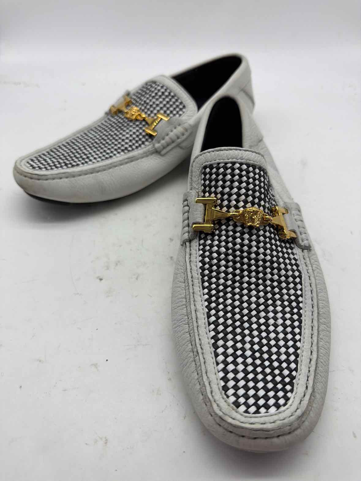Pre-Owned Versace White 9 Slip On Men's Slip On | True Fashionistas.