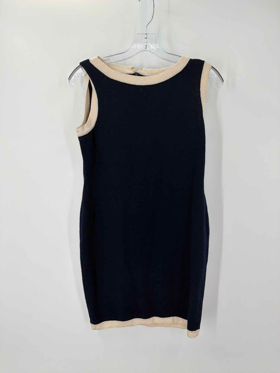 Pre-Owned St John Navy Size 4 Knit Short Sleeveless Dress | True Fashionistas.