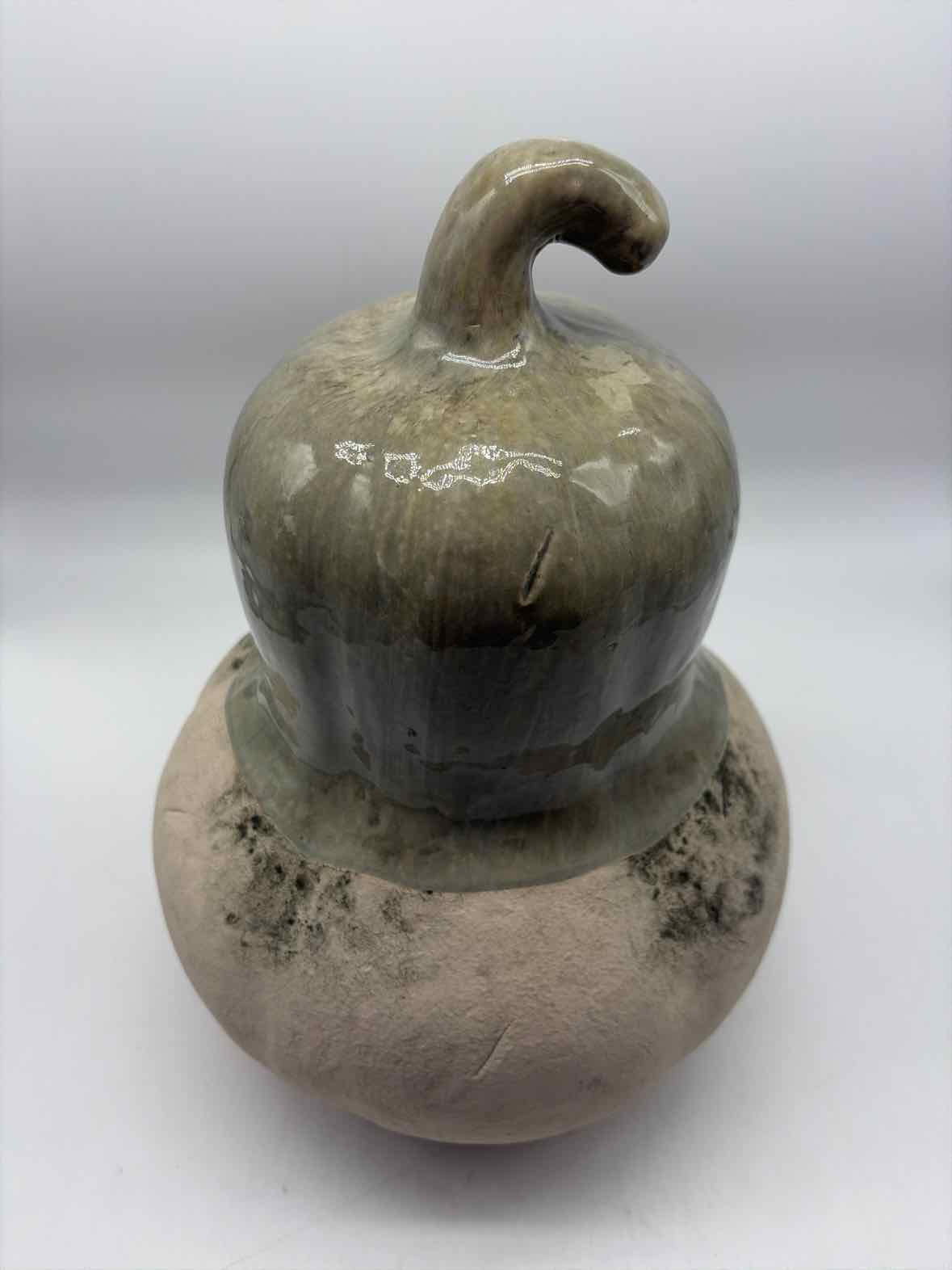 Green & Cream Pottery Gourd | True Fashionistas.