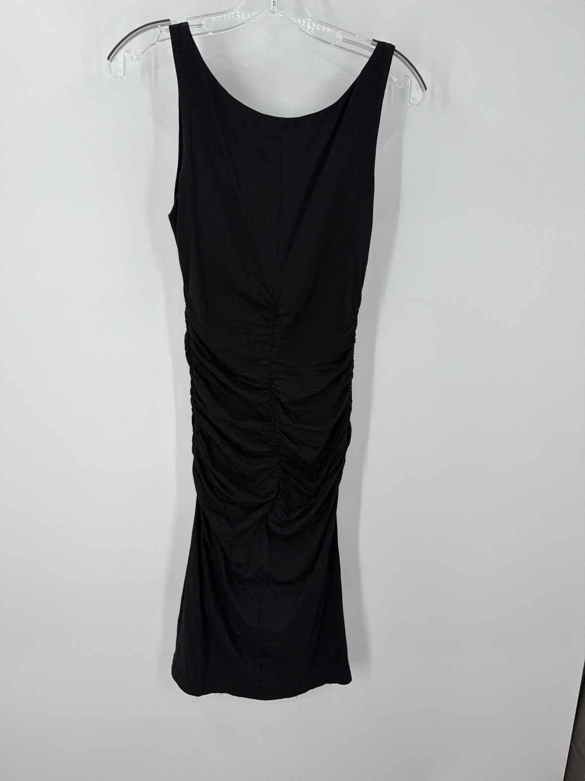 Pre-Owned Velvet Black Size Small Short Sleeveless Dress | True Fashionistas.