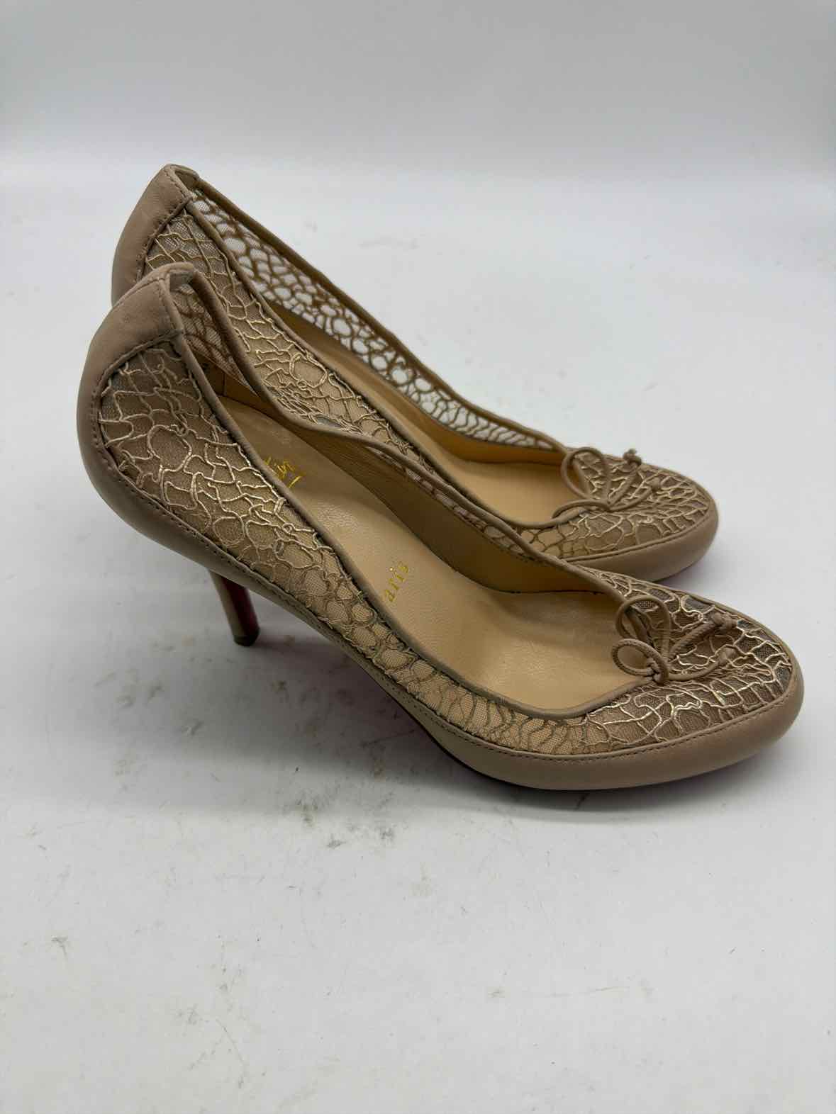 Pre-Owned Christian Louboutin Tan Size 36.5 Pump Heels | True Fashionistas.