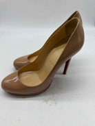 Pre-Owned Christian Louboutin Tan Size 10 Patent Leather Pump Heels | True Fashionistas.