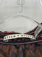 Pre-Owned Alice + Olivia Black Size Small Blouse | True Fashionistas.