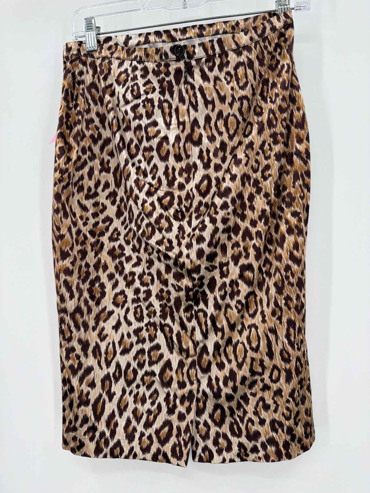 Pre-Owned Dolce & Gabbana Brown Size 42 Leopard Pencil Skirt | True Fashionistas.