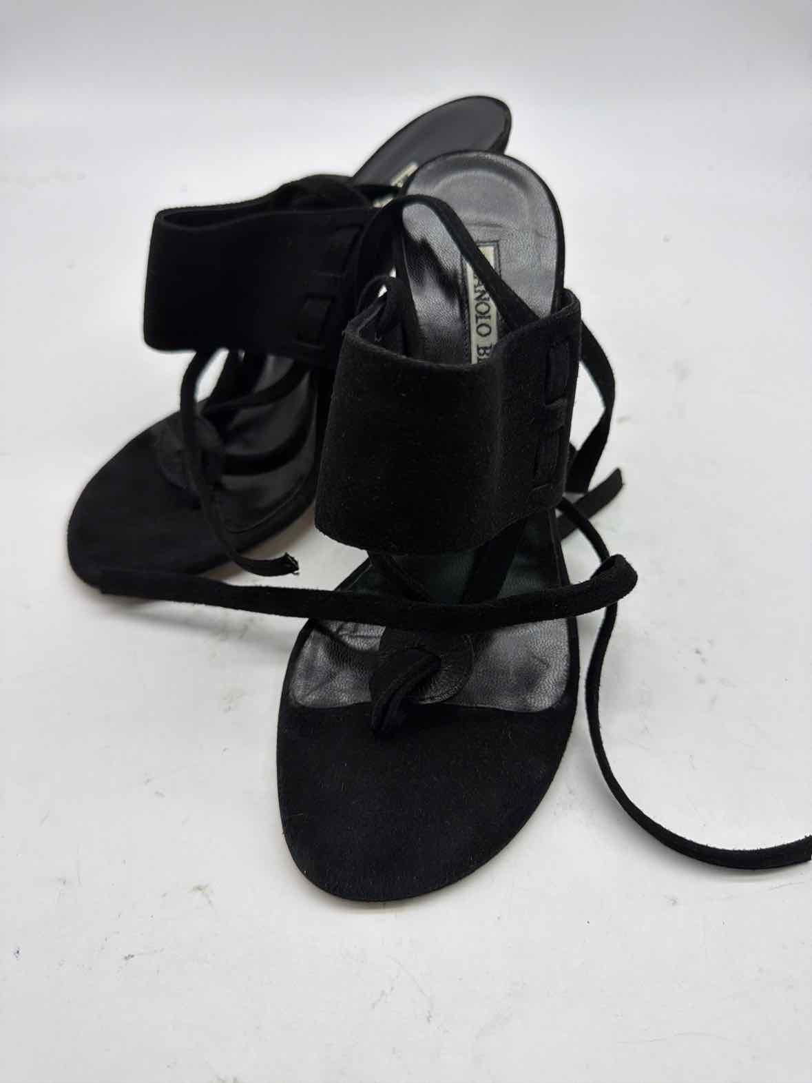 Pre-Owned Manolo Blahnik Black Size 36 Strappy Heels | True Fashionistas.
