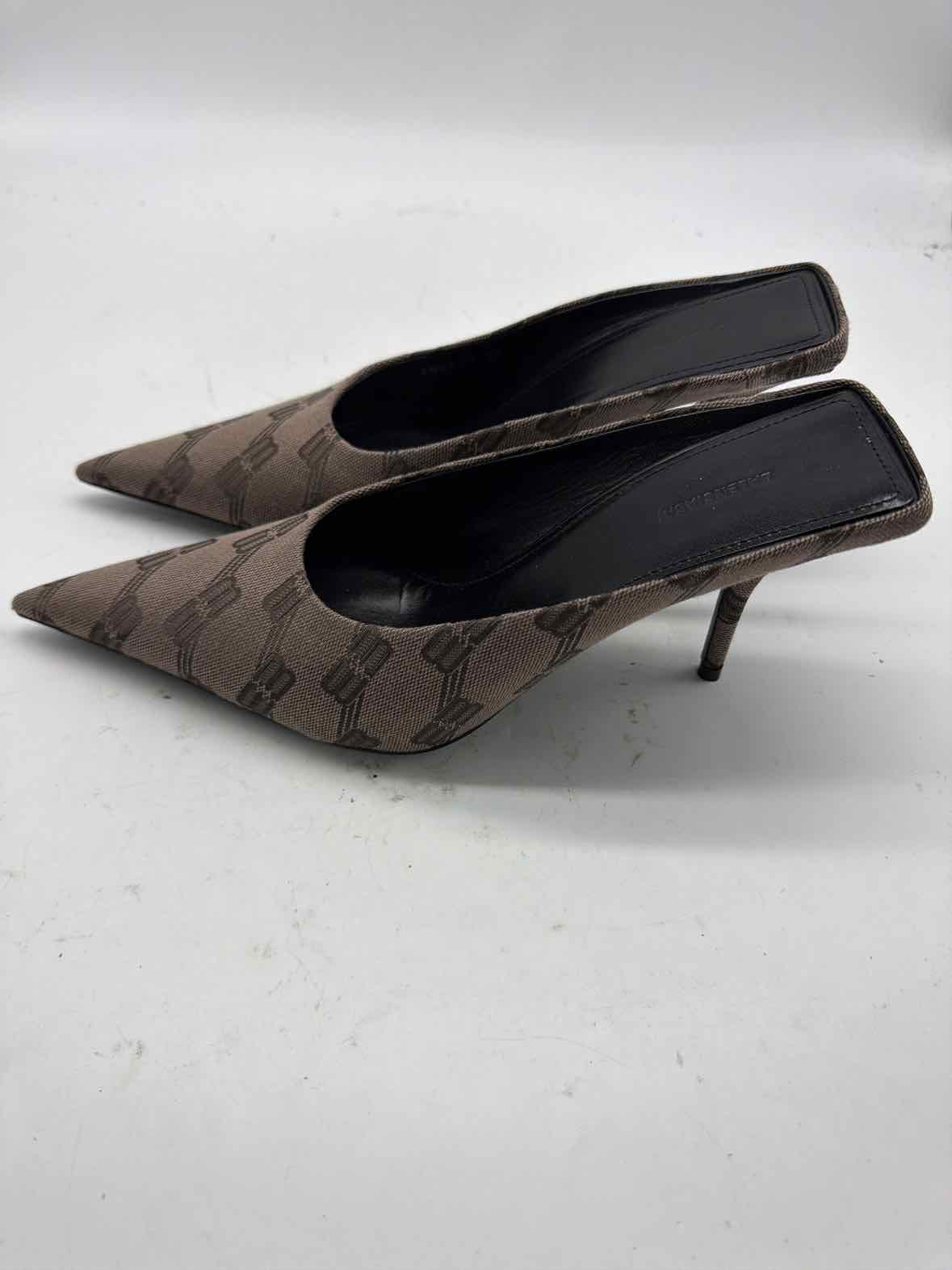 Pre-Owned Balenciaga Grey Size 37 Mule Heels | True Fashionistas.