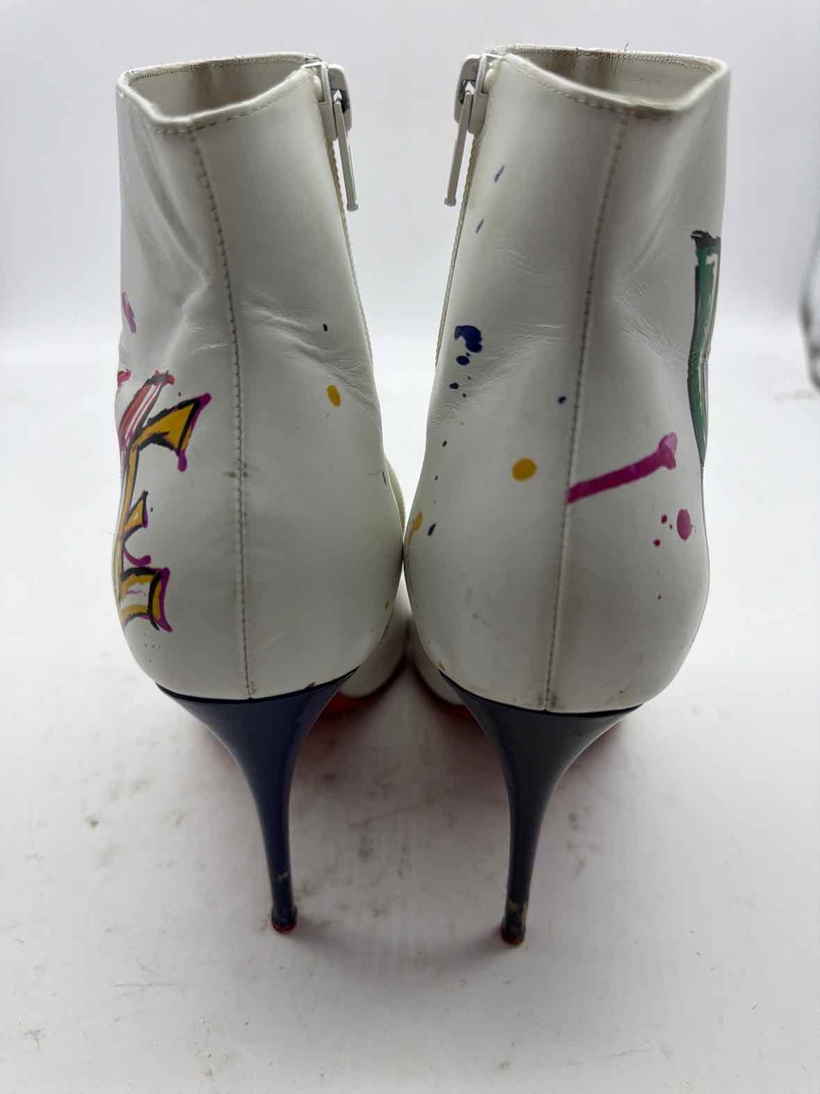 Pre-Owned Christian Louboutin White Size 6.5 Ankle Boot Boots | True Fashionistas.