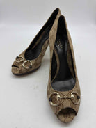 Pre-Owned Gucci Tan Size 40 Monogram Peep Toe Heels | True Fashionistas.