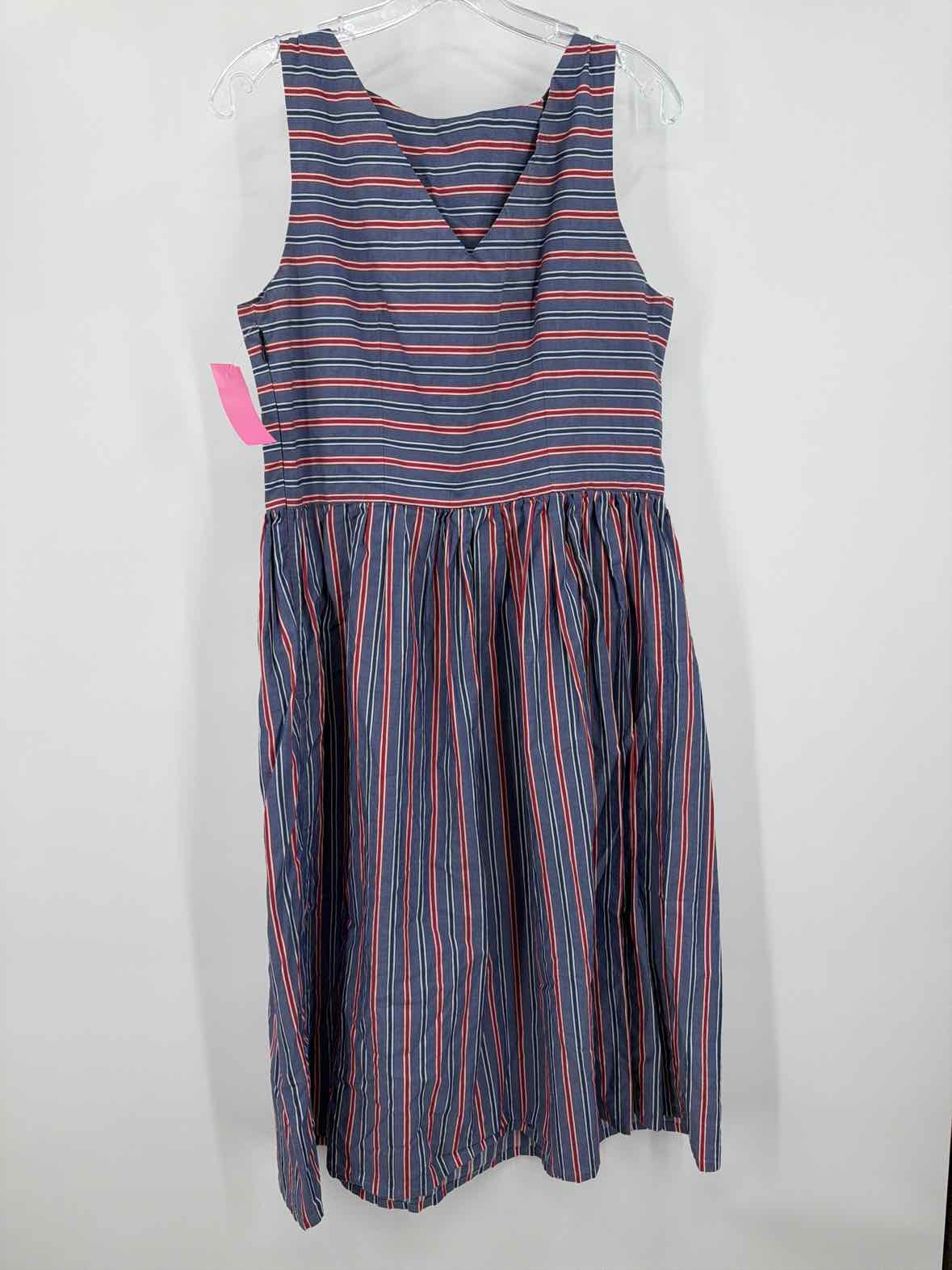 Pre-Owned Cettina Bucca Blue Size 46/12 Stripe Short Sleeveless Dress | True Fashionistas.