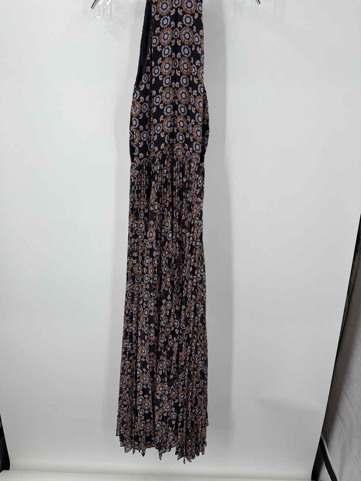 Pre-Owned Zimmermann Black Size 0 Long Sleeveless Dress | True Fashionistas.