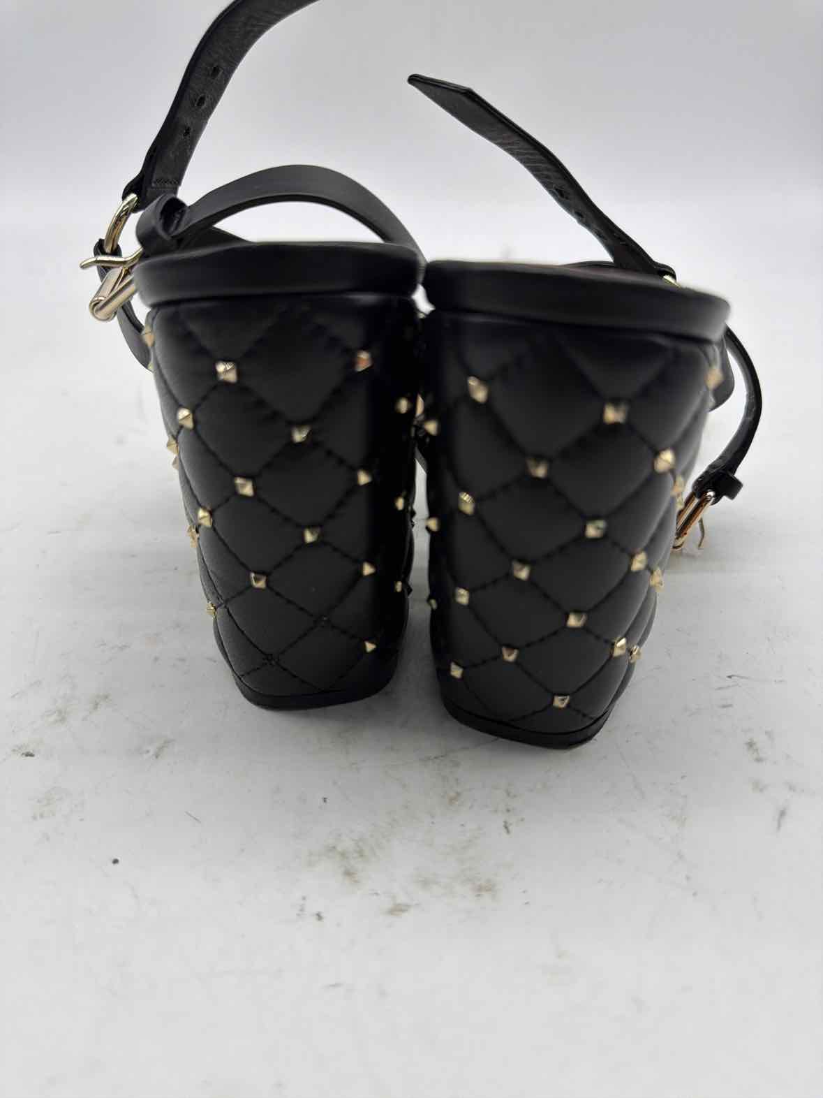 Pre-Owned Valentino Black Size 38 Block Heel Heels | True Fashionistas.