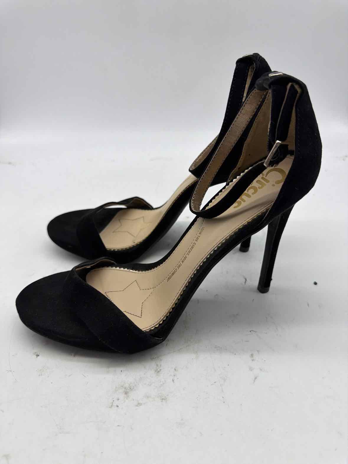 Pre-Owned Circus NY Black Size 8 Ankle Strap Heels | True Fashionistas.