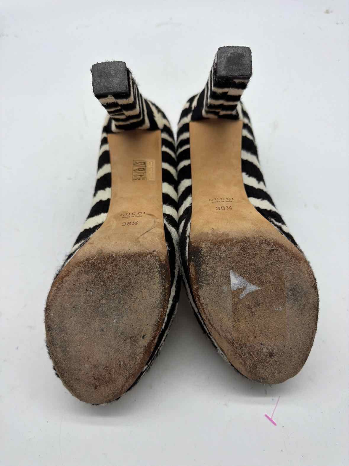 Pre-Owned Prada Grey Size 6.5 Suede Slip On Flats | True Fashionistas.