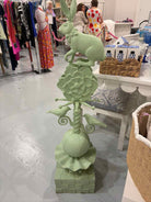 Garden Totem Bunny Yard Art | True Fashionistas.