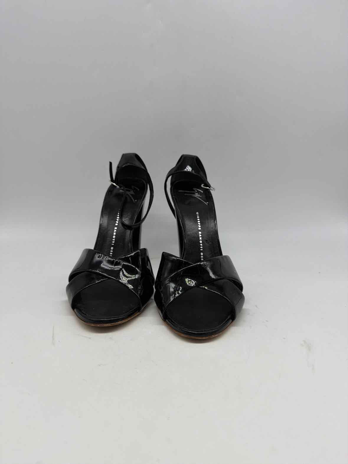 Pre-Owned Giuseppe Zanotti Black Size 38.5 Strappy Heels | True Fashionistas.