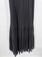 Pre-Owned Peter Nygard Black Size 12 Long Sleeveless Dress | True Fashionistas.
