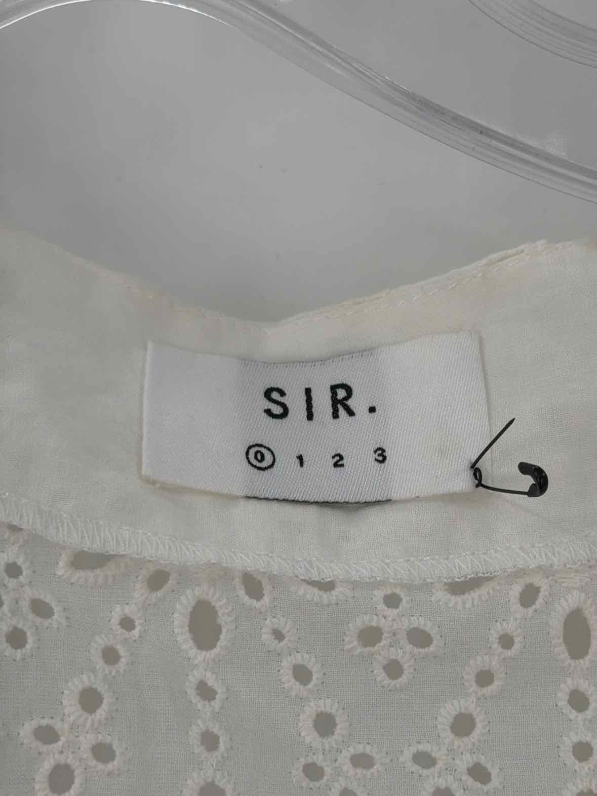 Pre-Owned Sir. White Size 0 Eyelet Short Long Sleeve Dress | True Fashionistas.