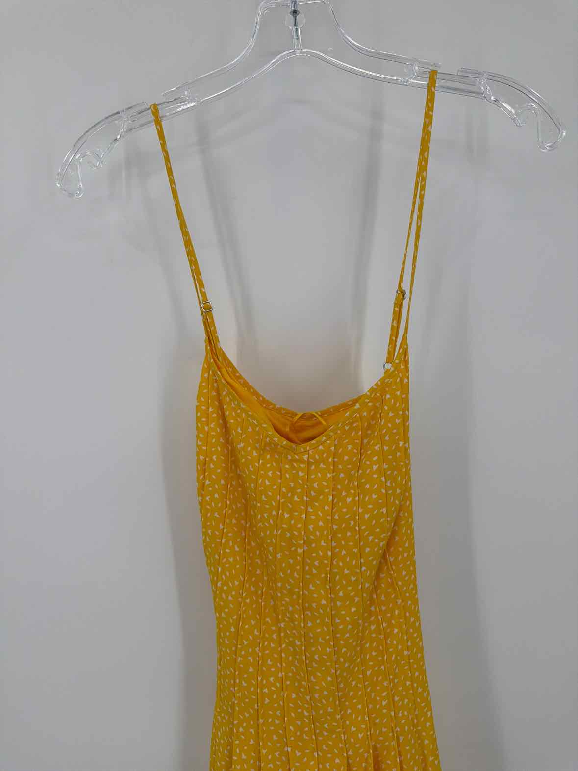 Pre-Owned Banana Republic Yellow Size 2 Short Sleeveless Dress | True Fashionistas.