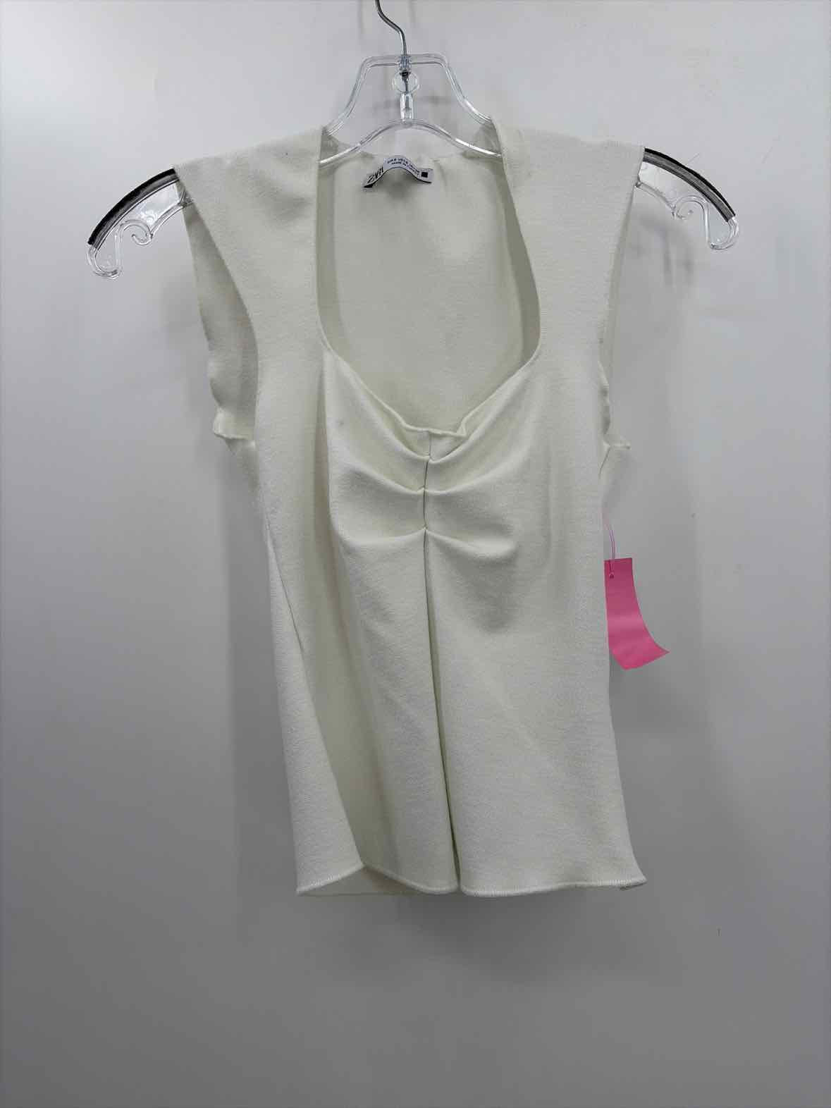 Pre-Owned Zara White Size Small Tank Top | True Fashionistas.