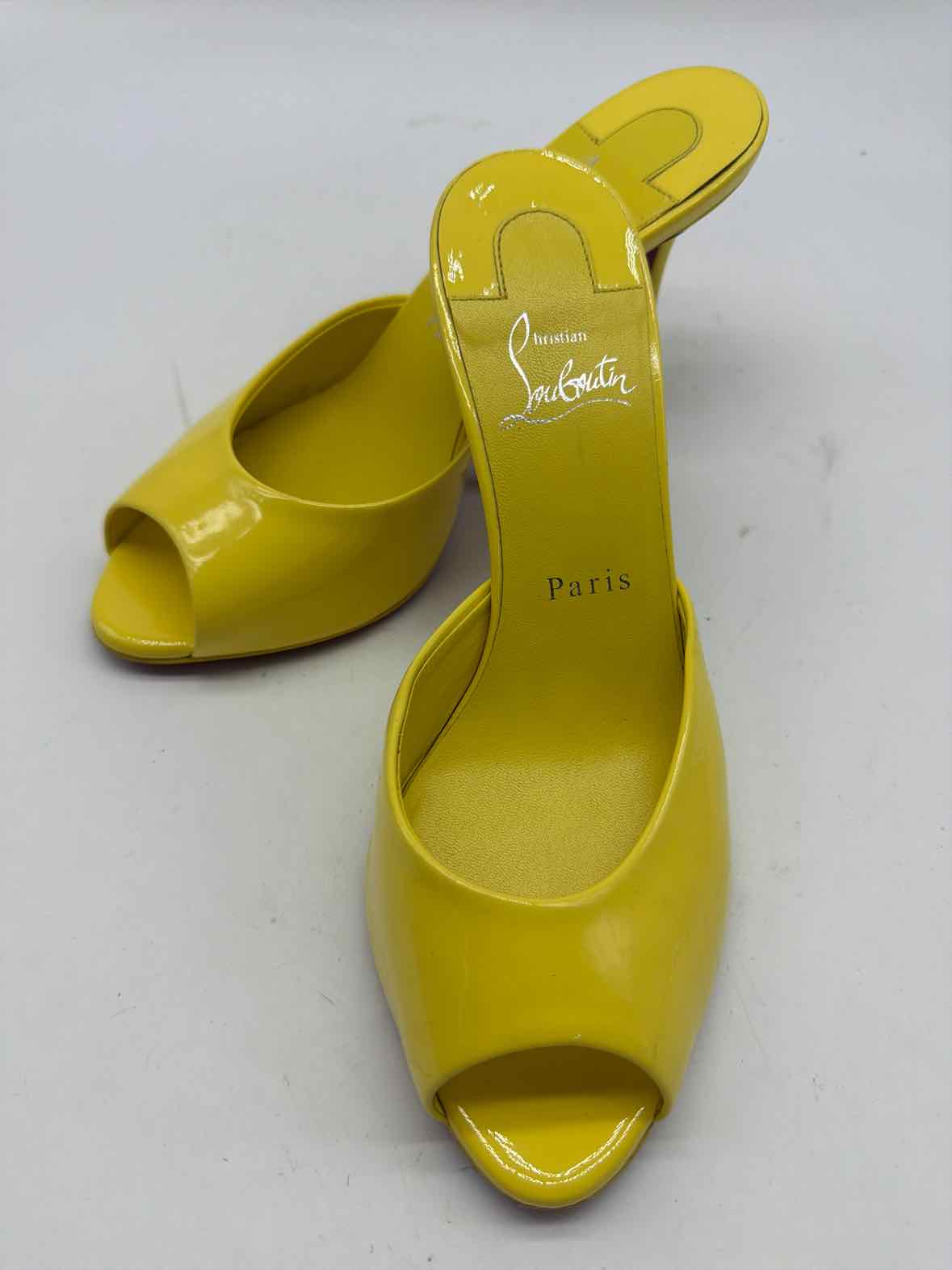 Pre-Owned Christian Louboutin Yellow Size 37 Mule Heels | True Fashionistas.