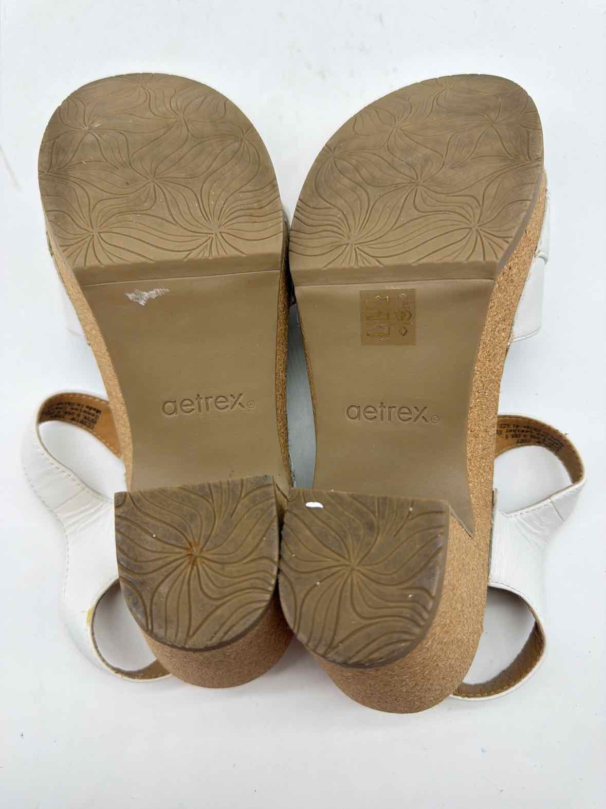 Pre-Owned Aetrex White Size 8.5 Strappy Heels | True Fashionistas.