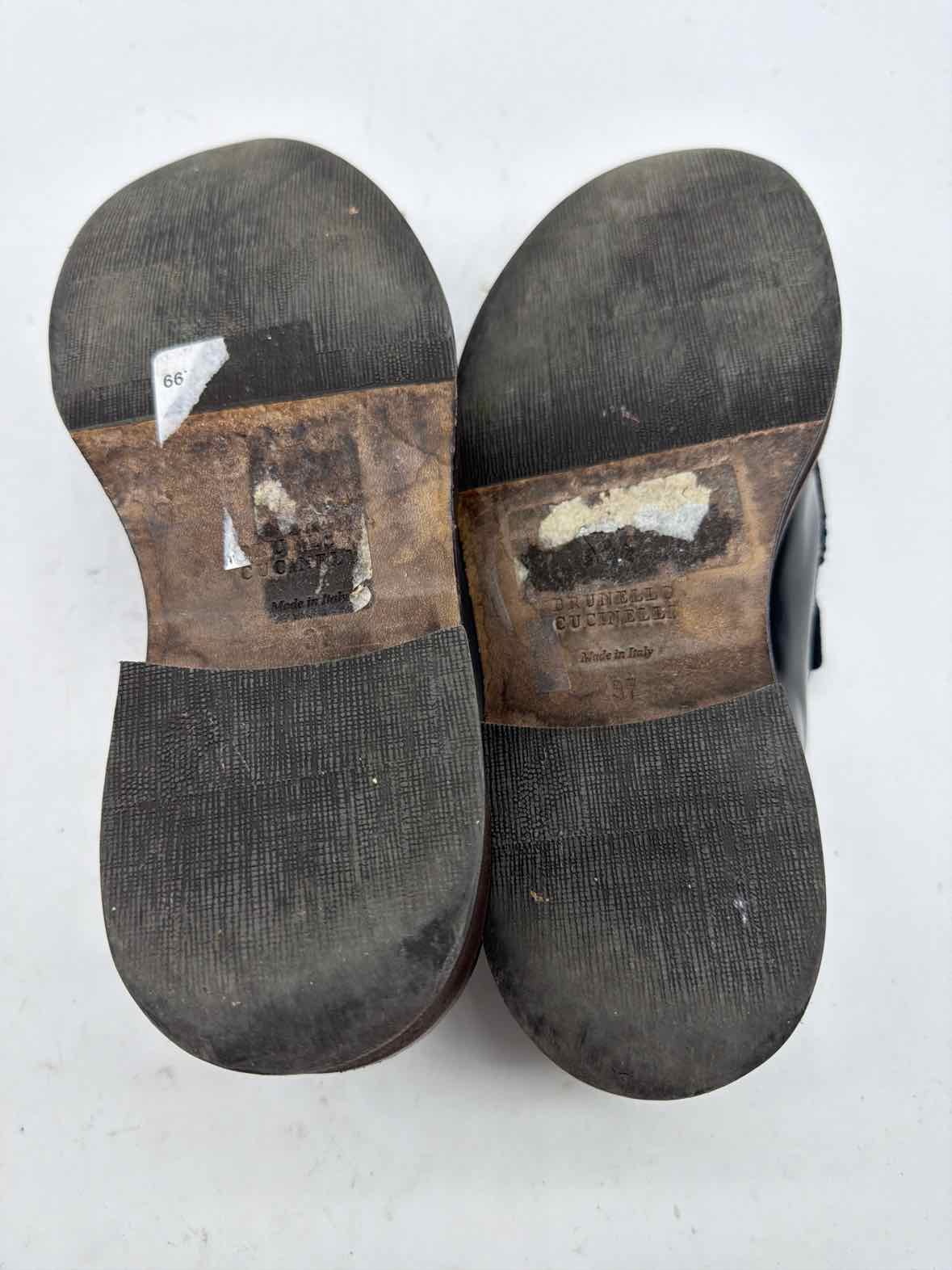Pre-Owned Brunello Cucinelli Grey Size 7 Slip On Flats | True Fashionistas.